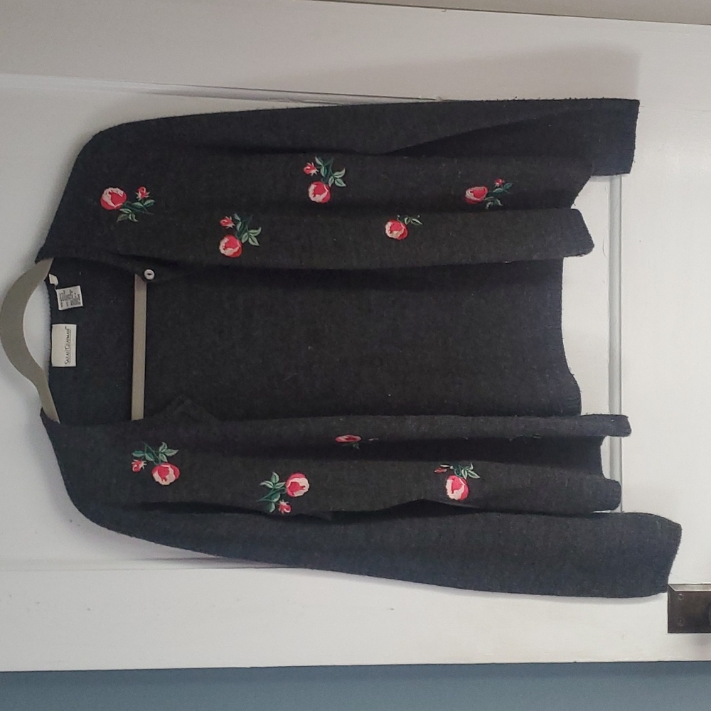 Embroidered cardigan